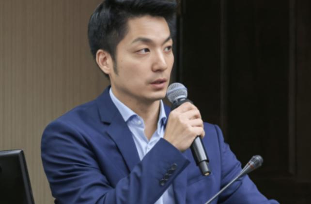 台北市长蒋万安最近撂了句狠话！他表示，如果大陆军机继续在台海绕飞演习，他就要停掉