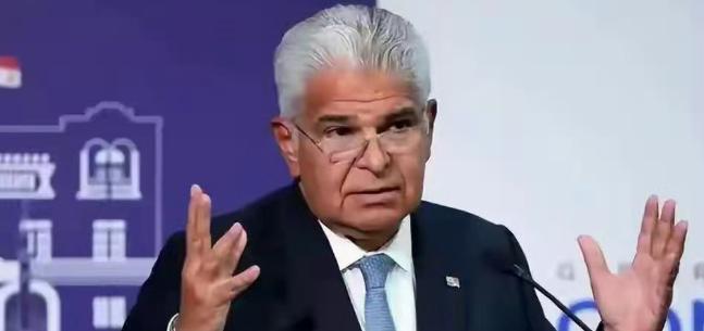 这就是中国对巴拿马的第二级精准制裁。所有巴拿马注册船舶停靠中国港口，将面临漫长、