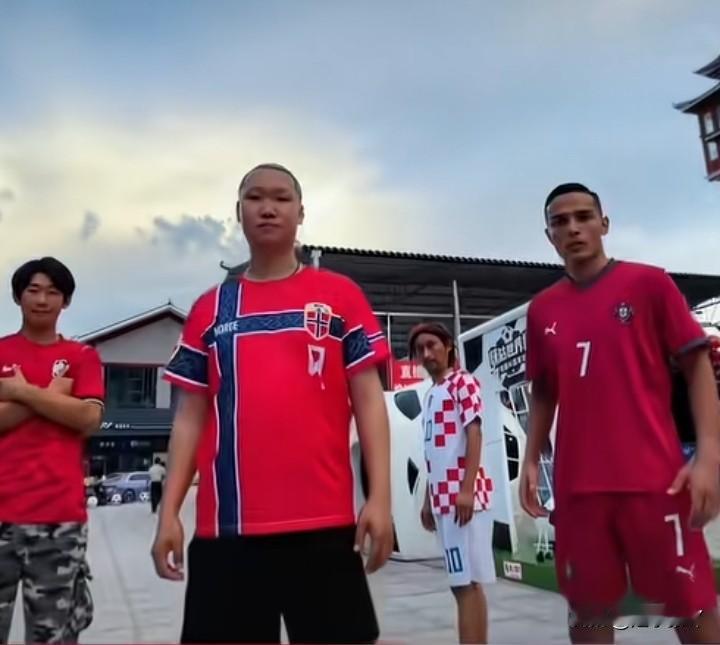 人口多就是有好处
现在就差一个梅A了。