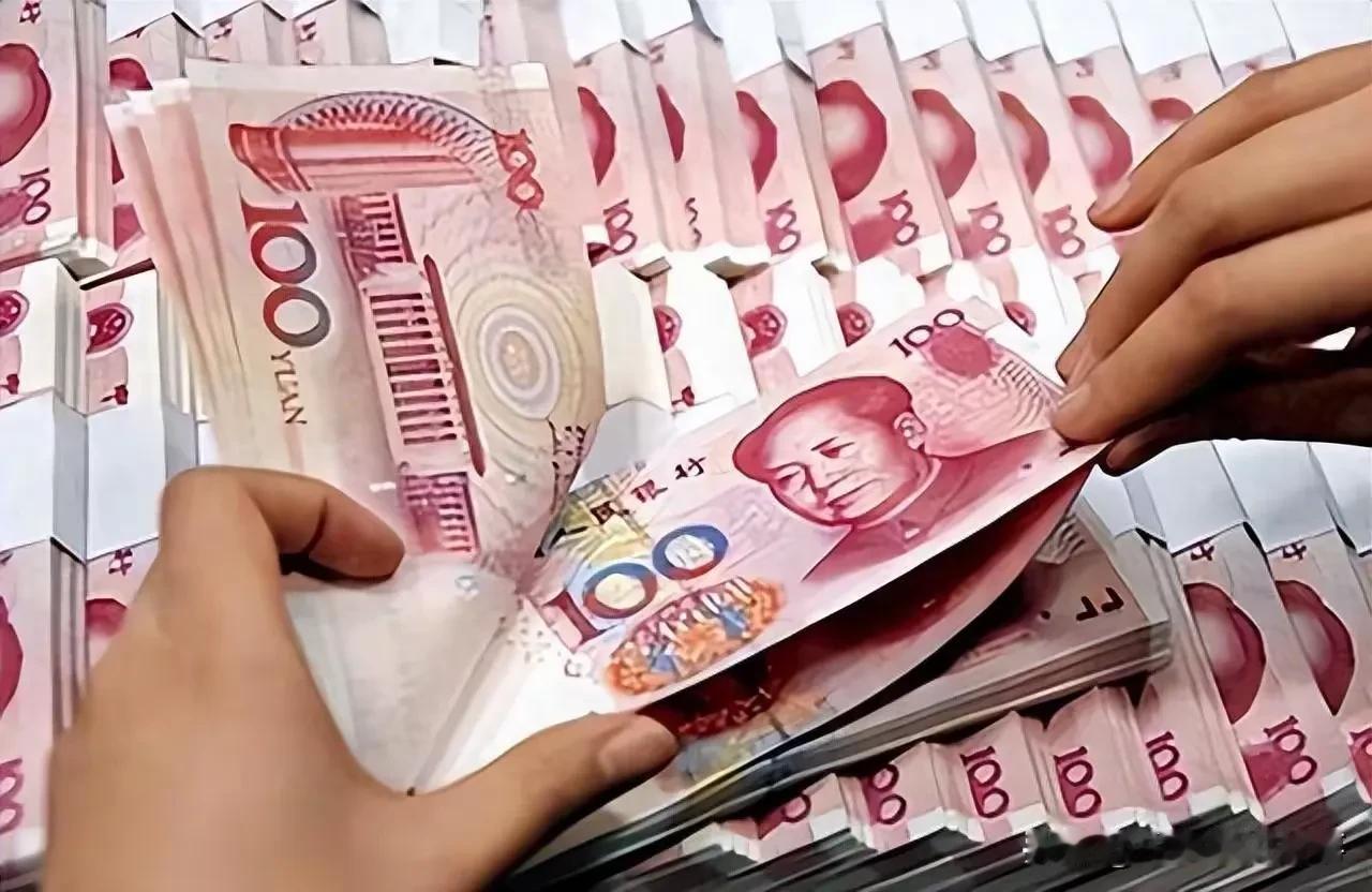 俄罗斯金融大招频出，人民币无辜躺枪
俄罗斯又出奇招，先是俄财政部税收高官丹尼尔·