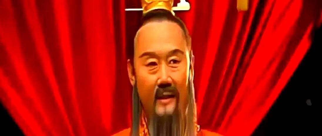 86版《西游记》偷吃人参果那集，就在青城山拍的。当时差点拍不成。
 
剧组把道具