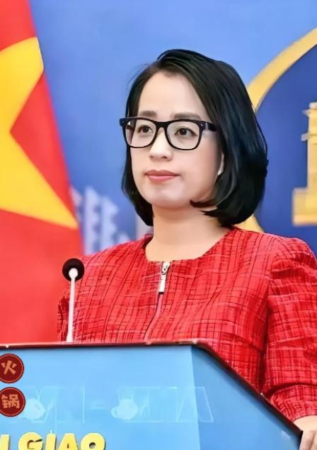 越南外交部发言人范秋姮重申：越南拥有充分的历史证据和法律依据，可以依据国际法主张