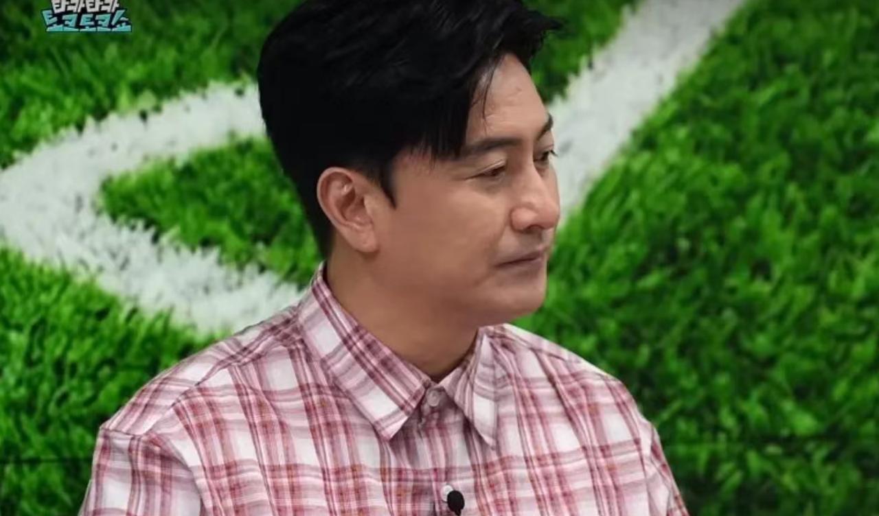 一句维护后辈球员的发言，为何会让韩国足坛名宿沦为全网声讨的对象？
韩国队世界杯小