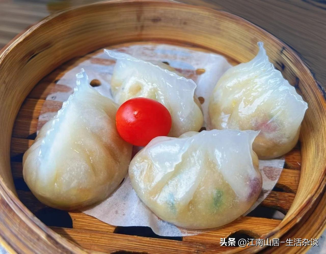 日常比较掉价的一个行为，就是没有事先预约，掐着饭点， 去朋友家串门。我们如果要去
