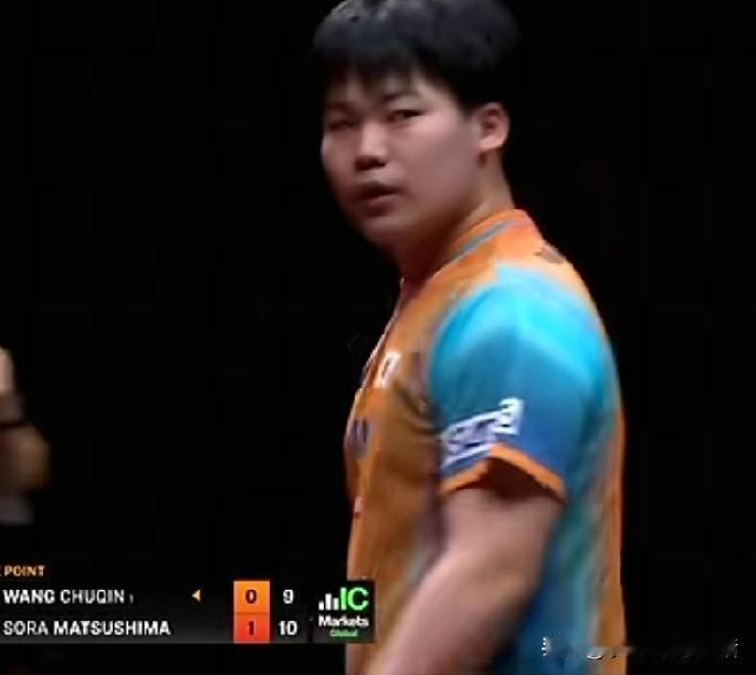 太吓人了。松岛辉空已经把王楚钦逼到了绝地反击的境地。许昕的那句“松岛辉空看上去很