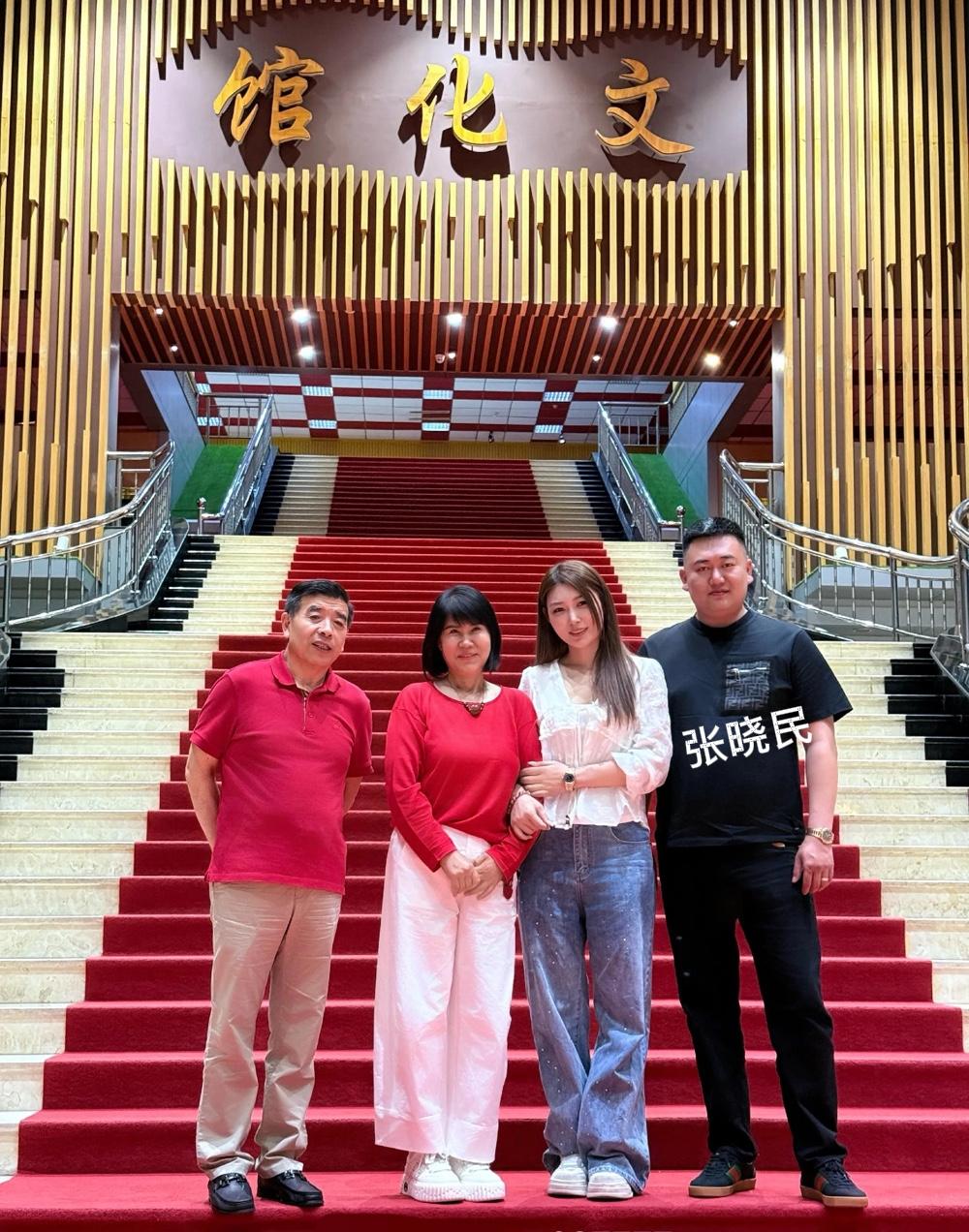 石家庄“贷款王”张晓民，有点过分了，三天两头开着自己的红旗国礼金葵花，往保定徐水