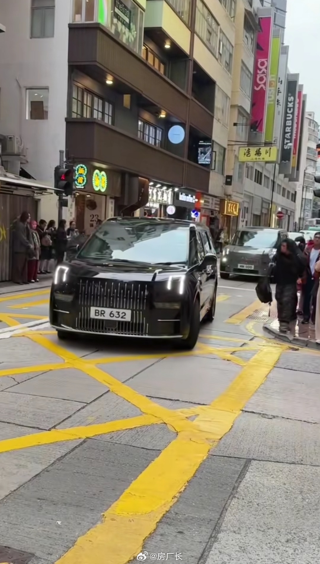 买车就图个吉利，怪不得香港那么多极氪009 