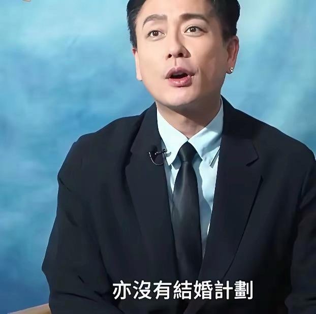 我有预感，黄宗泽会一辈子单身！黄宗泽说：我没追求，又没人催婚，女朋友经常被妈妈骂