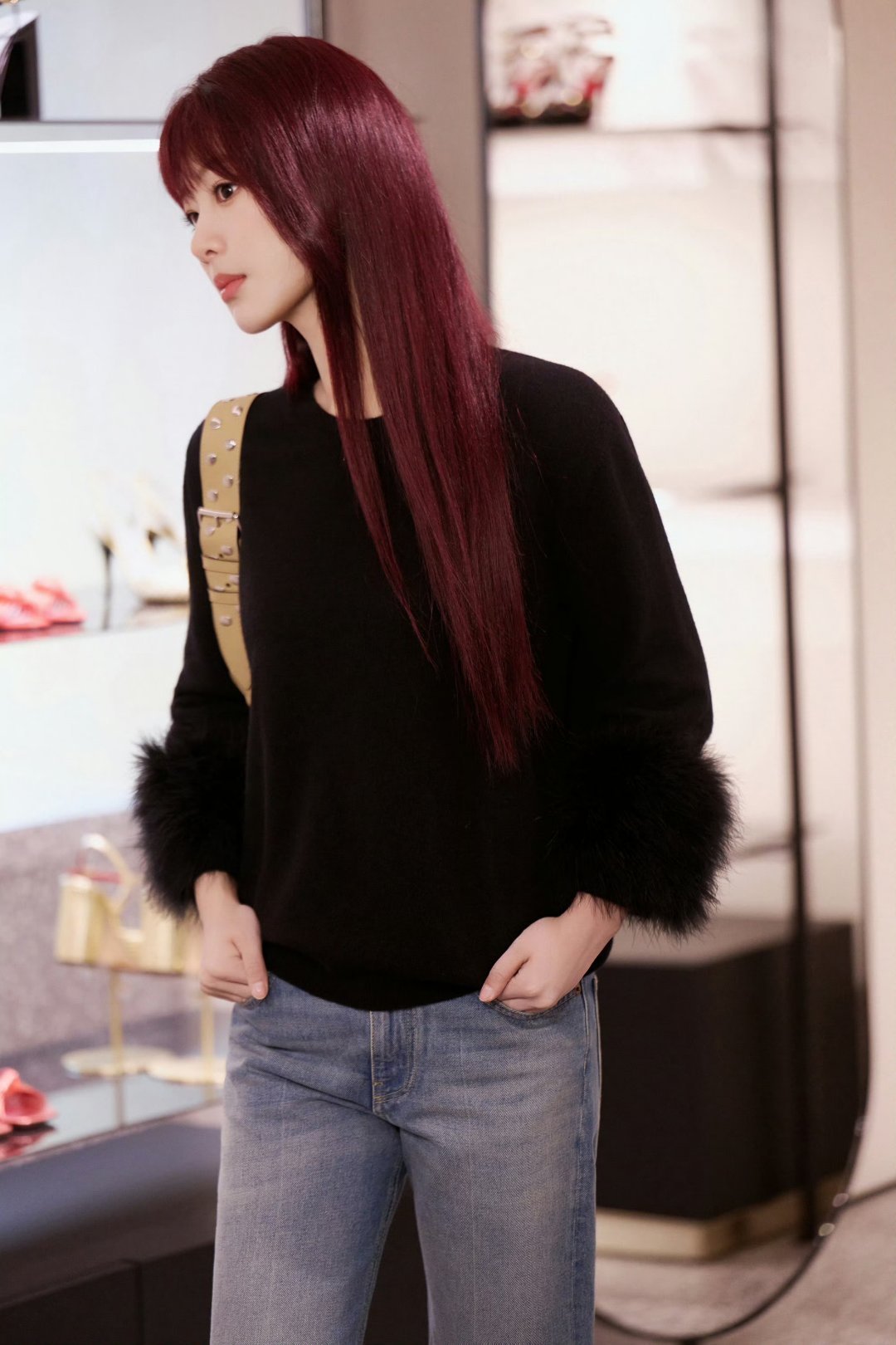 杨紫好美身材好，演技好，长相好，情商高 性格好 超喜欢这样的 