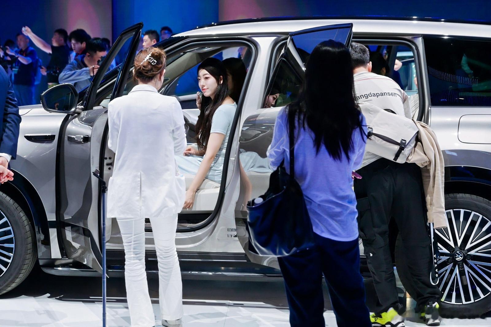 29.98万起大众9X真香姐妹们！终于拿到准信了！4月25日上汽大众首款9系旗舰