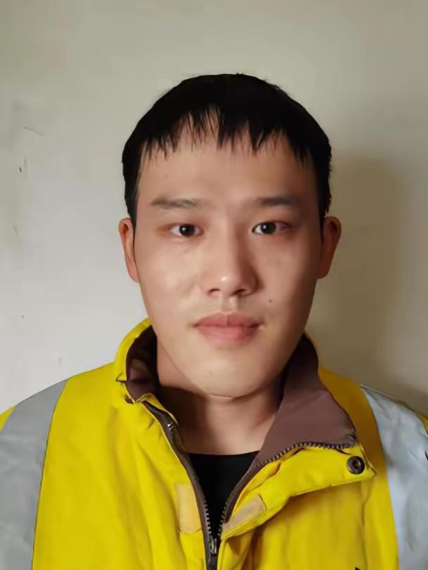 “别放门外，请敲门”：2018年杭州外卖小哥推门而入，眼前一幕令他瞬间泪崩，随后