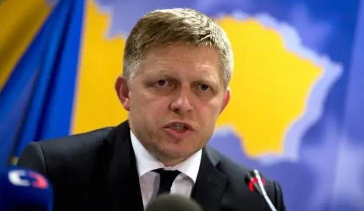 欧盟撑不住了！在近期，斯洛伐克总理佐菲，公然在媒体上表示，乌克兰就是一个“黑洞”