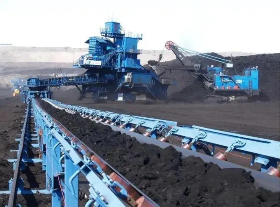 有了中国进口，澳洲的煤炭出口非常稳定的增长。船舶追踪数据显示，11月份澳洲煤炭比