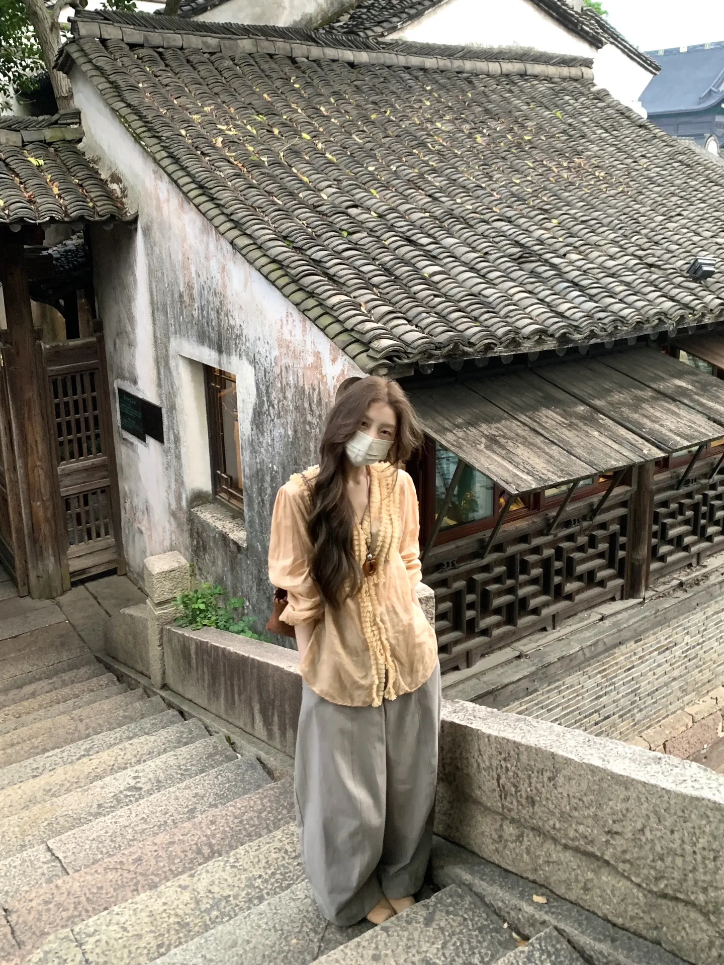 温柔风 慵懒风穿搭 衬衫 气质穿搭 古街ootd