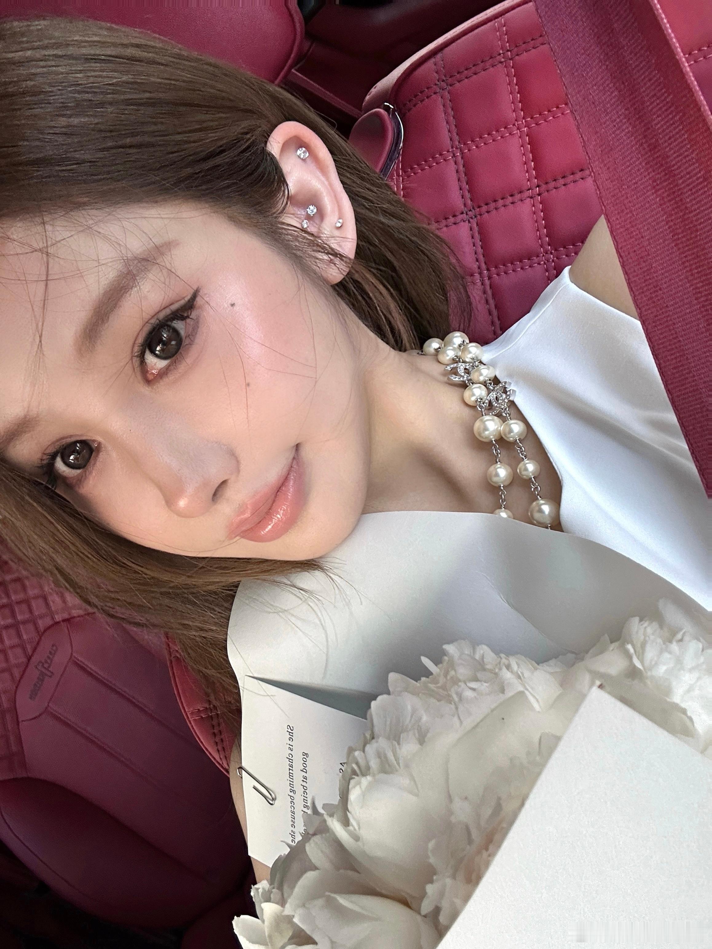 幸福五月 感恩  ྀིɞ̴̶̷ . ɞ̴̶̷𓍼ིྀ🌼💛🐝 ​​​