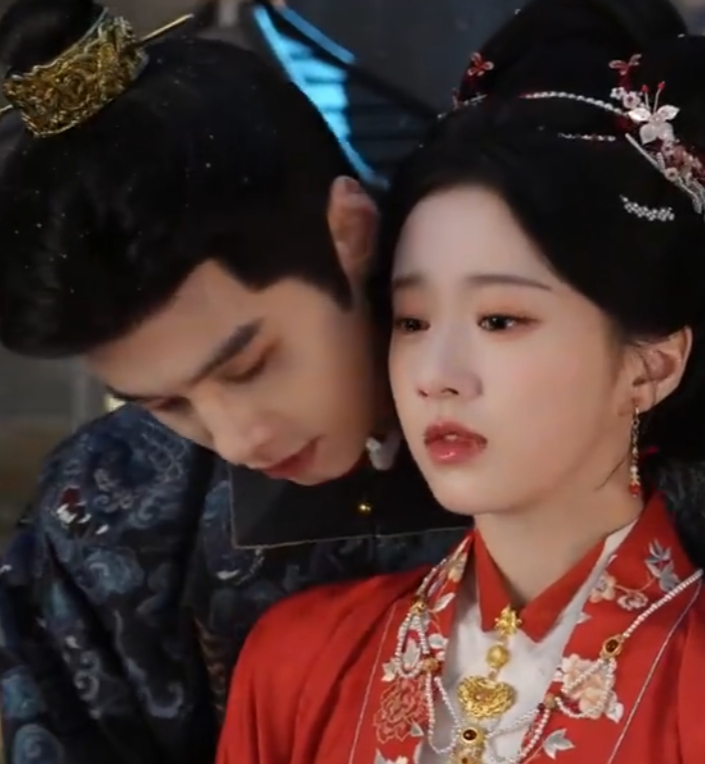 何与包上恩唯美雪中额头何与包上恩共度这温柔缱绻的上元之夜 何与包上恩共度这温柔缱