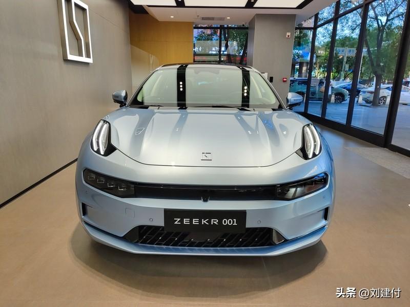 格力董明珠回应提车极氪009 3月这波车圈大新闻，董明珠提极氪009必须有姓名。