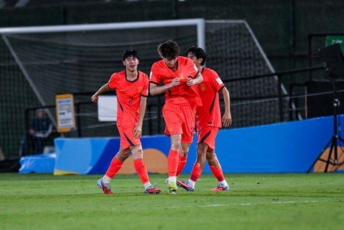 国足U17 3:1逆转沙特晋级亚洲杯四强太燃了🔥国足U17逆境爆发3:1逆转沙