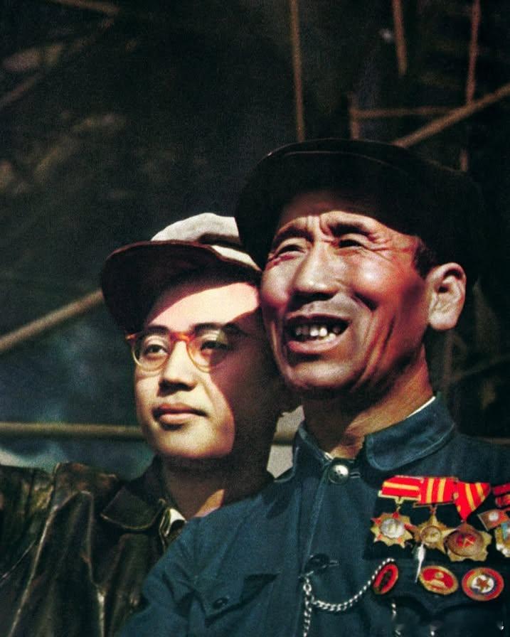 1954年，辽宁鞍山，劳动模范孟泰。In 1954, Anshan, Liaon