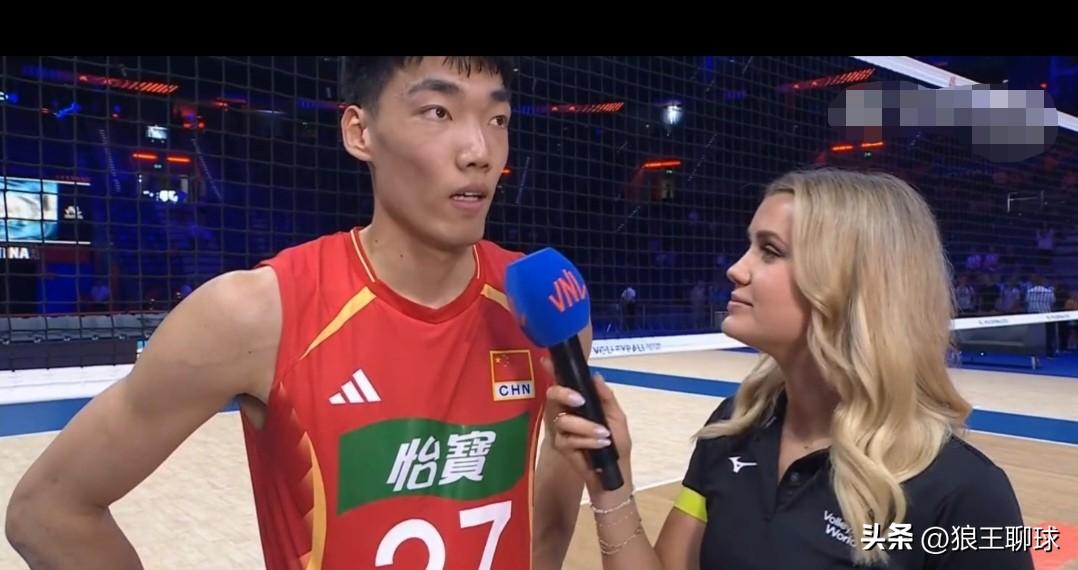 虽然中国男排0-3被阿根廷男排零封，但主攻薛智鸿还是发挥不错，替补拿到6分，8扣