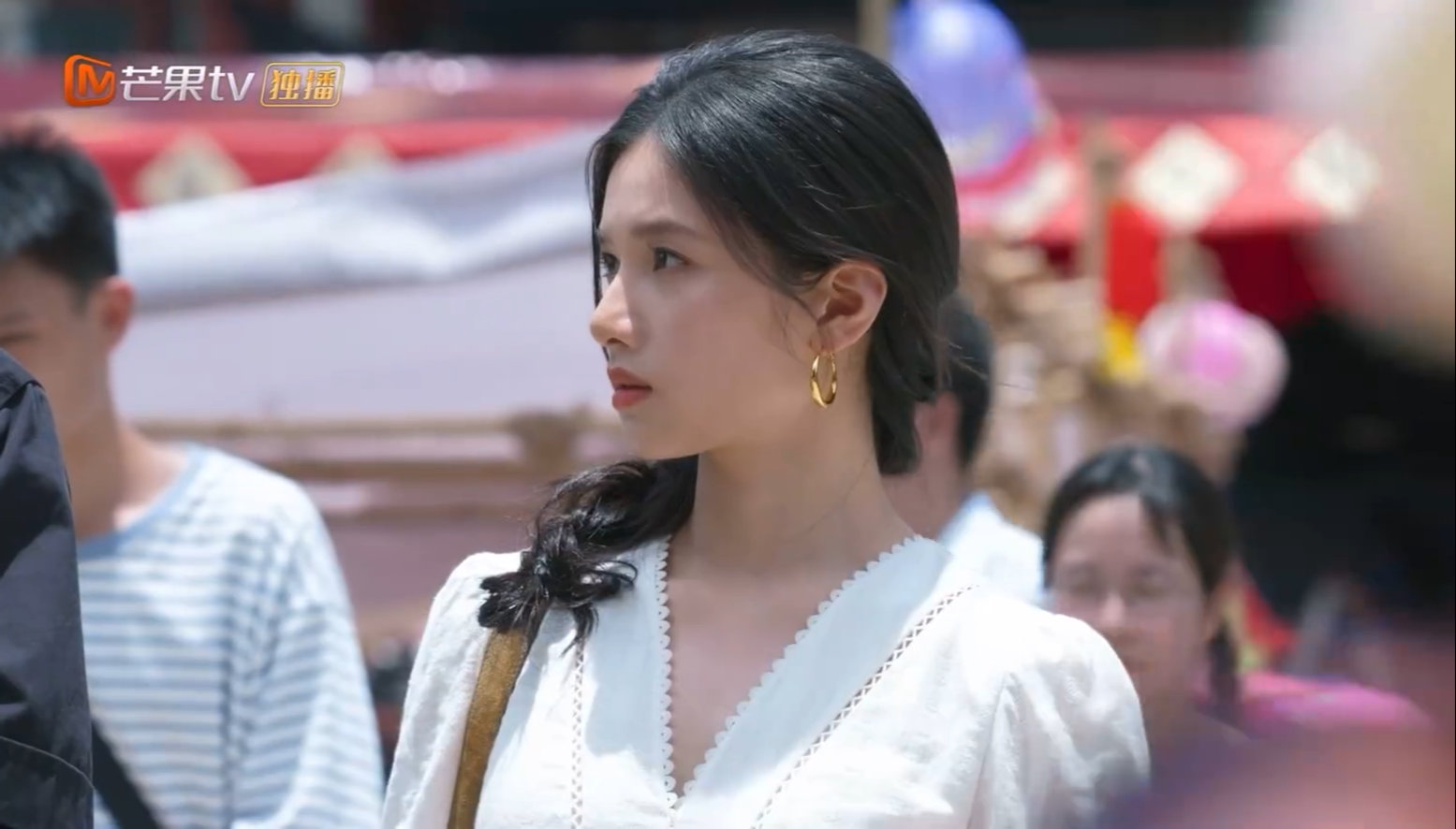 野狗骨头两个人又心意相通了宋威龙张婧仪演的真好兜兜转转依旧心系彼此，一个眼神就懂