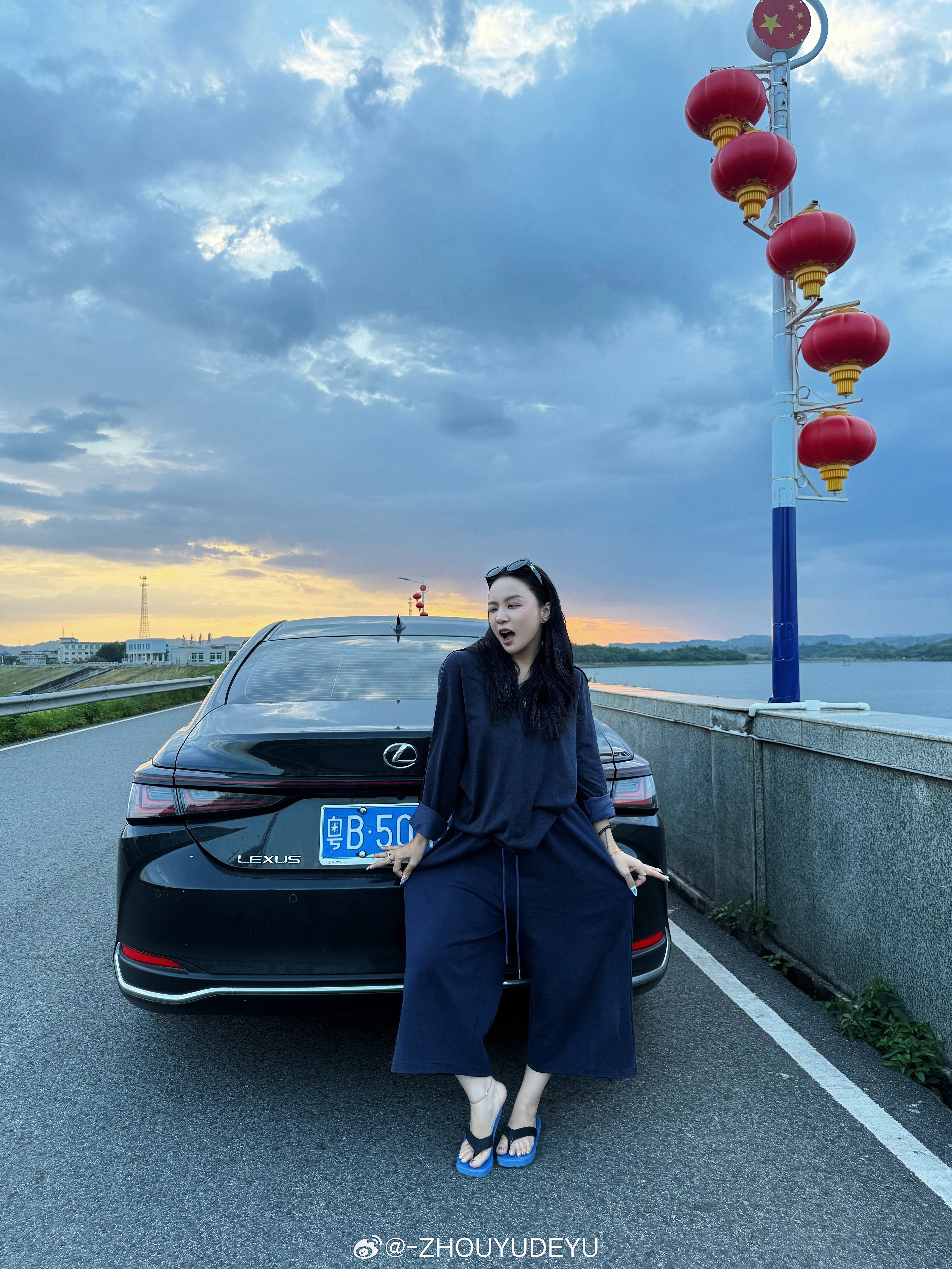 ：各位！务必争气！无论男女，只要你争气，一切规则都可以为你而改！ 