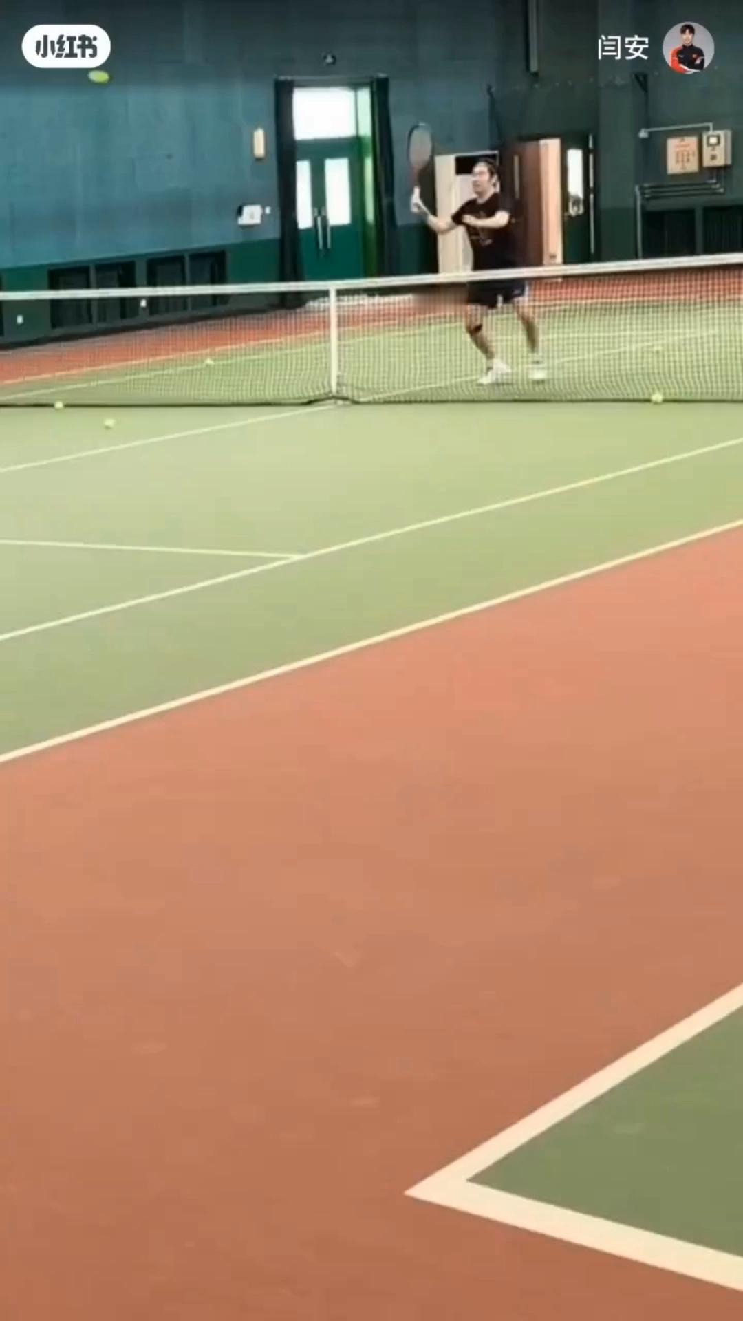 闫安回球飞出去给马龙笑死了啊哈哈哈 