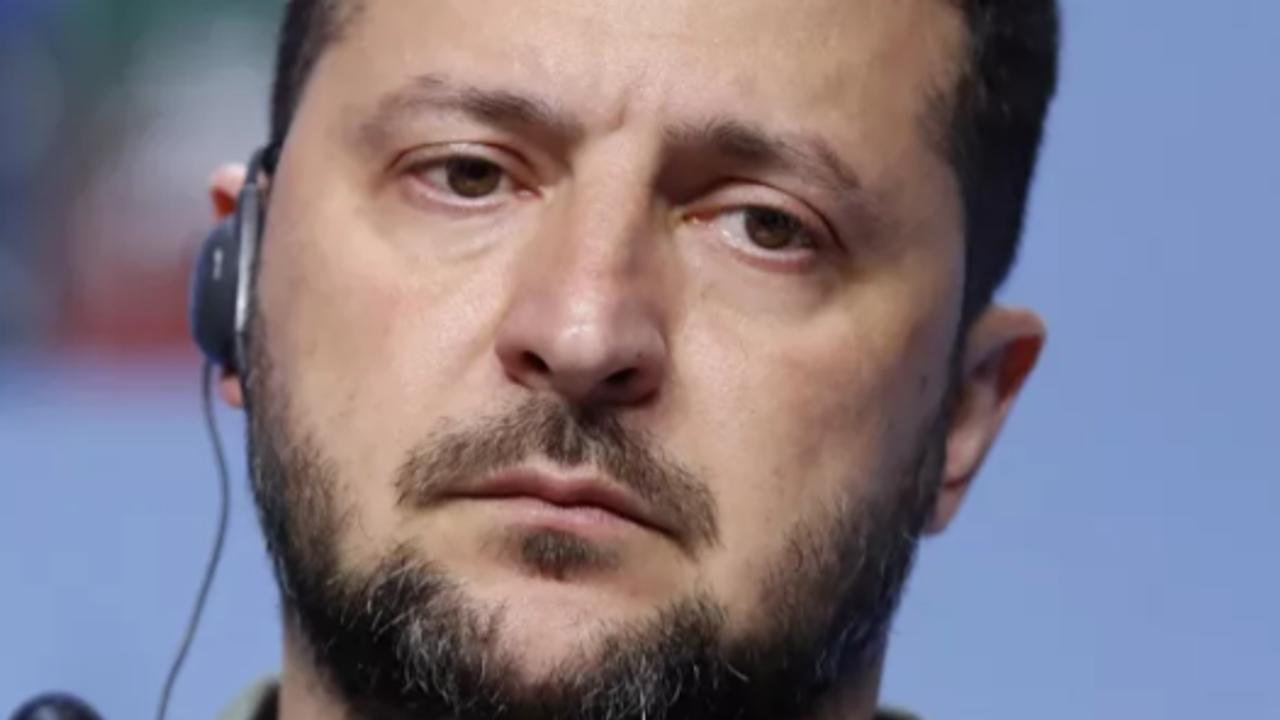 泽连斯基认为有可能就和平计划中的某些条款举行全民公投

俄罗斯卫星通讯社 202