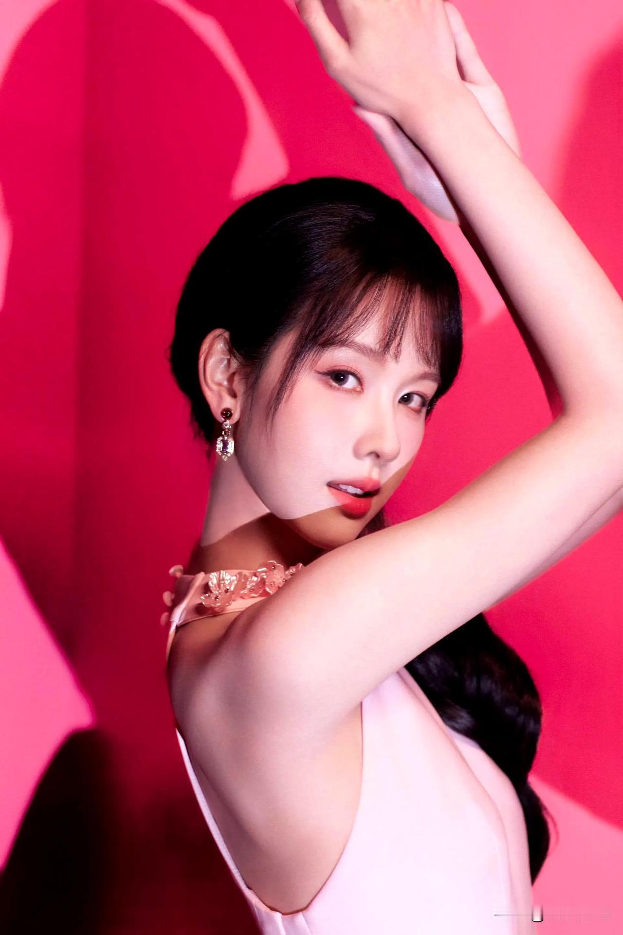 陈都灵