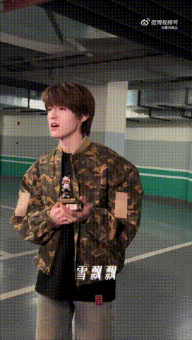 张泽禹在地库唱一个人过冬季张泽禹地库战神谁还没被张泽禹在地库唱《一个人过冬季》惊