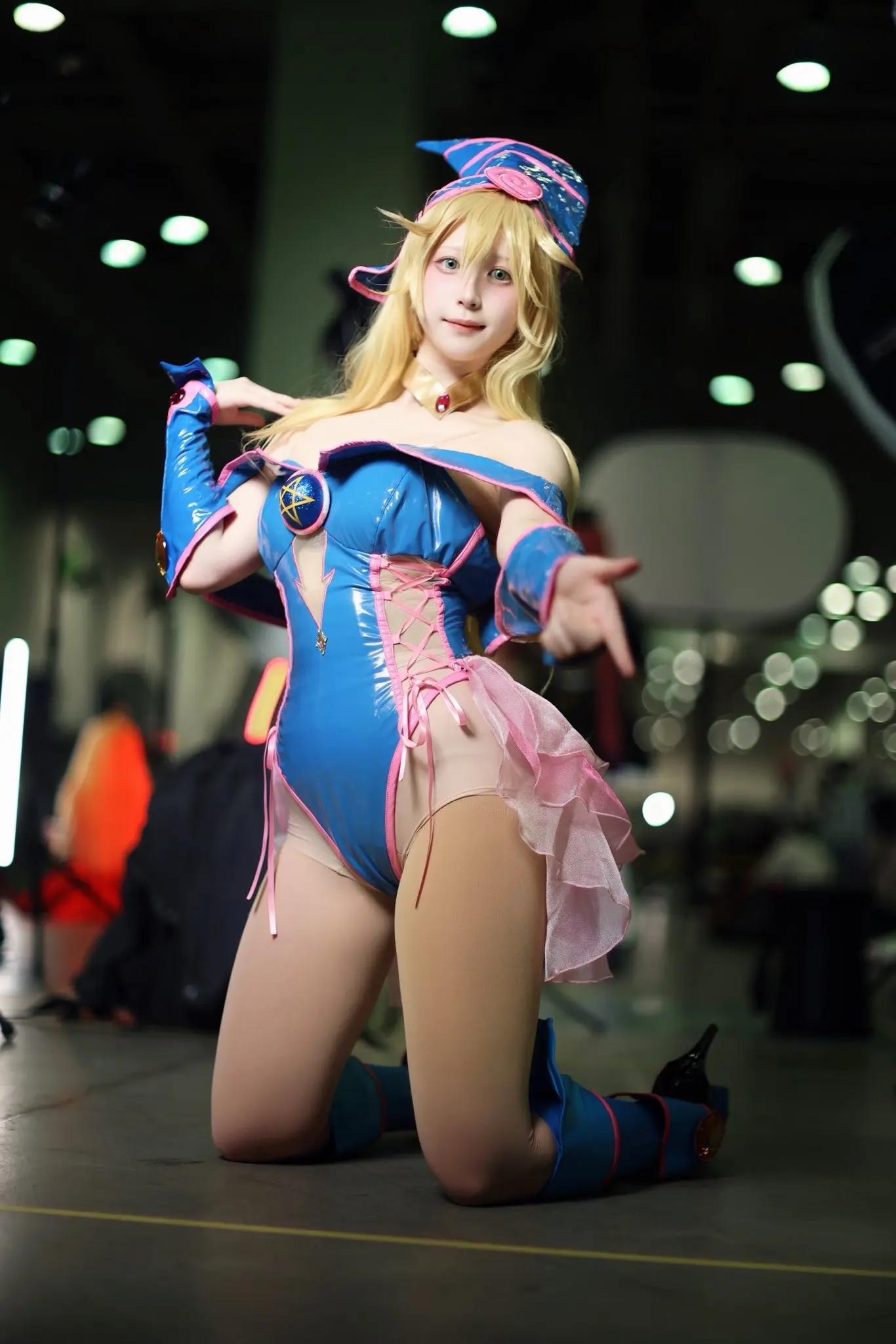 完美身材cos 女coser cosplay服装拍摄 泳装coser ...