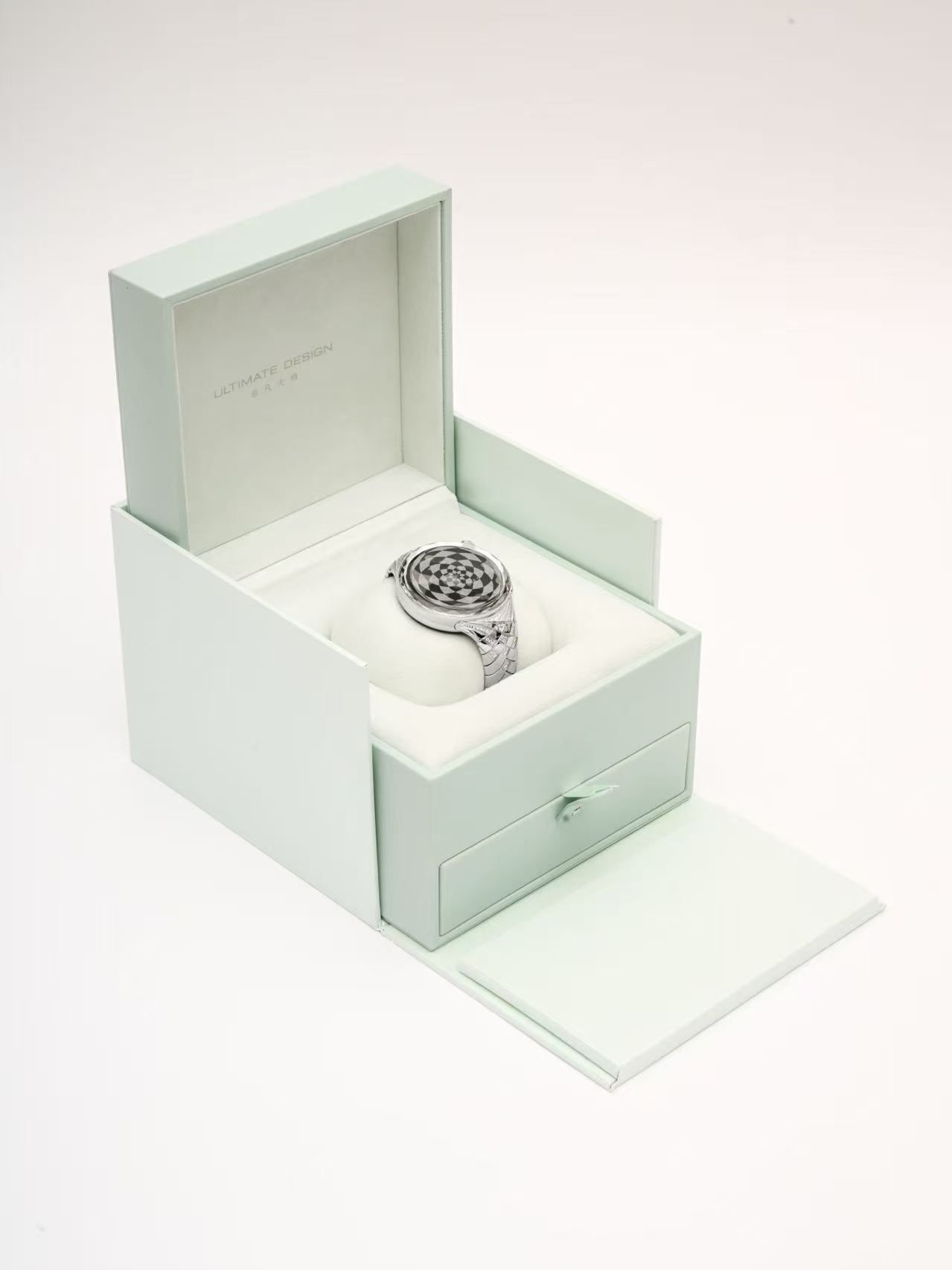 华为非凡大师女表一分钟全部售罄 刘雯担任HUAWEI WATCH 非凡大师 星钻