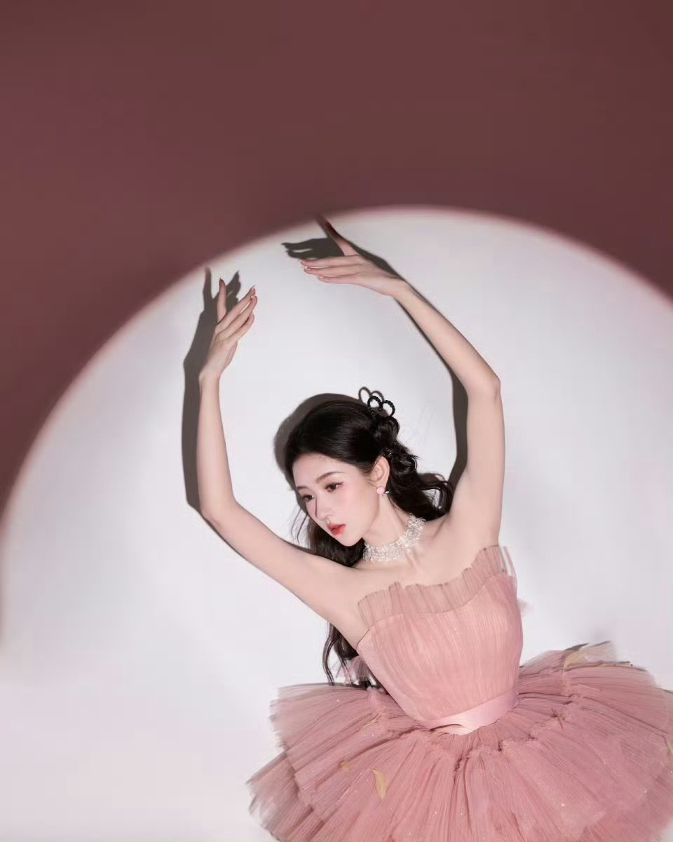 王玉雯腿好长王姐这气质，太美了