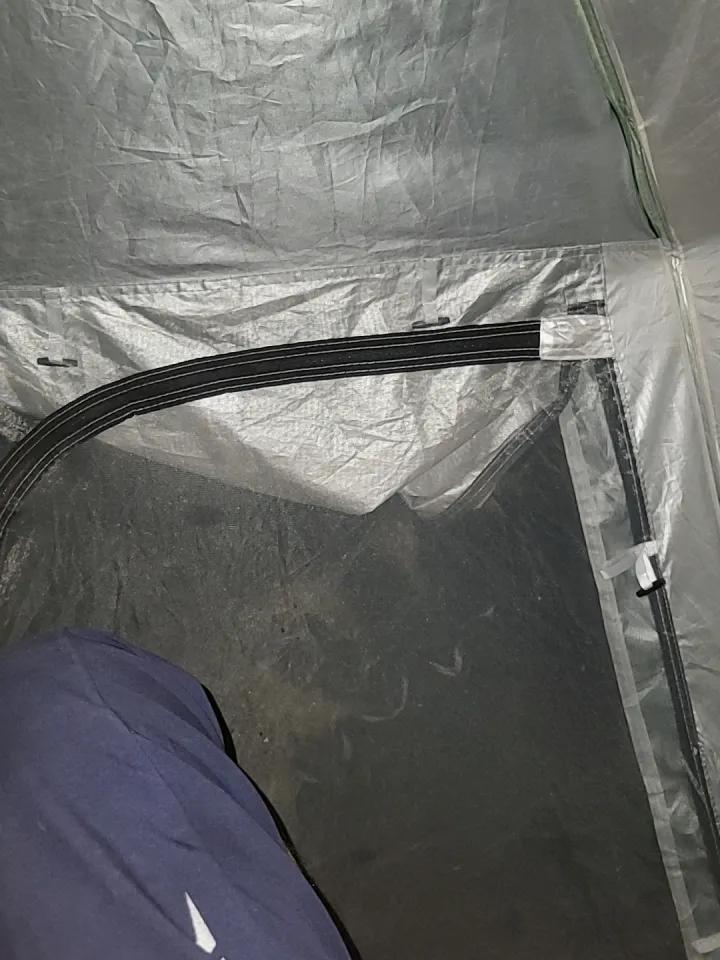 现在我已经到达了河口。把自己的爆米花设备给拿上来。原本我把爆米花留在房东那里，我