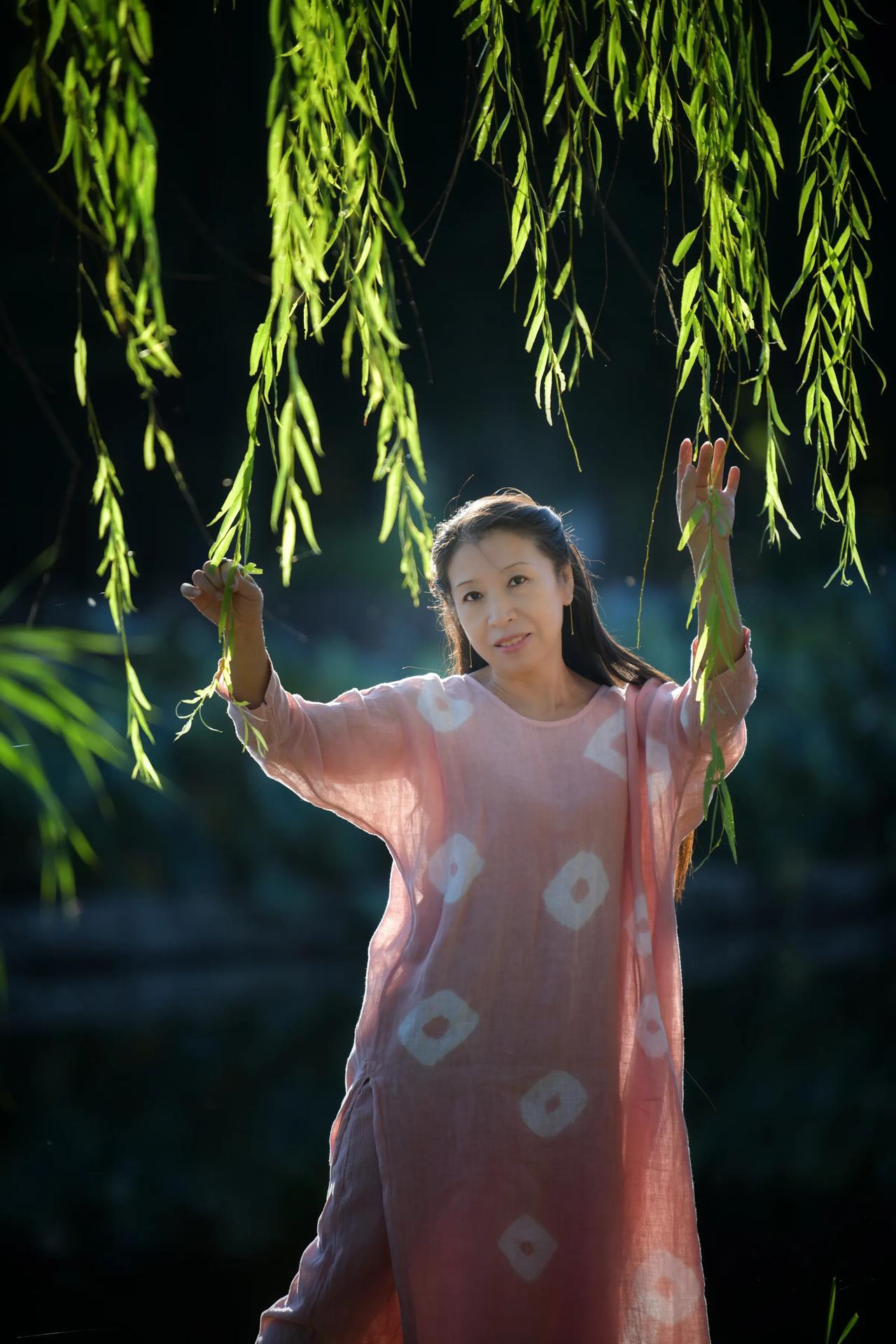 金秋九月，开心快乐每一天。拍摄于植物园！#秋日闲时随拍# #秋季随走随拍# #随