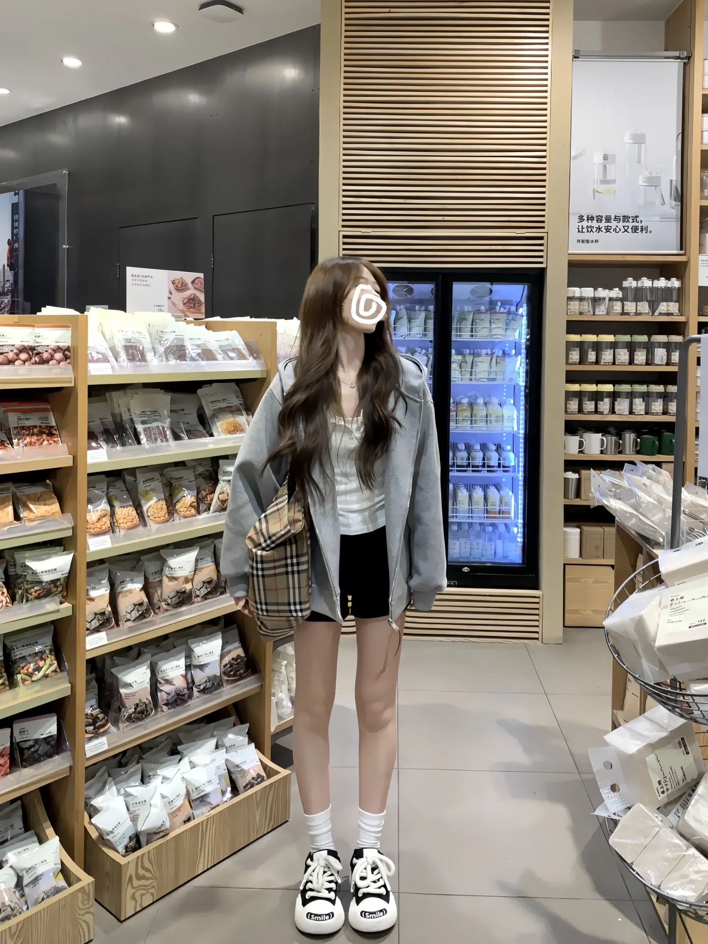 贴贴๑>ᴗ𖦹๑ ootd穿搭