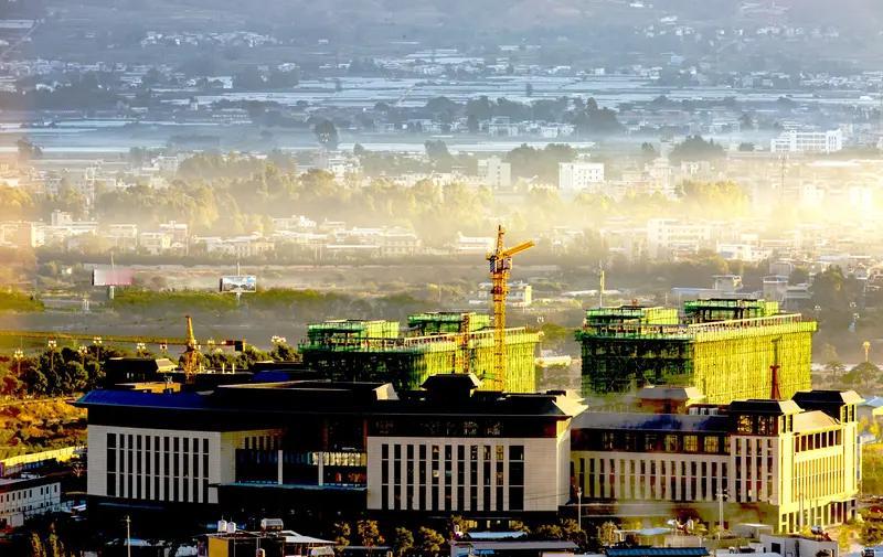 大理这三家企业拖欠工资的事儿真是闹得沸沸扬扬。
3月9日、10日，大理市人社局拟