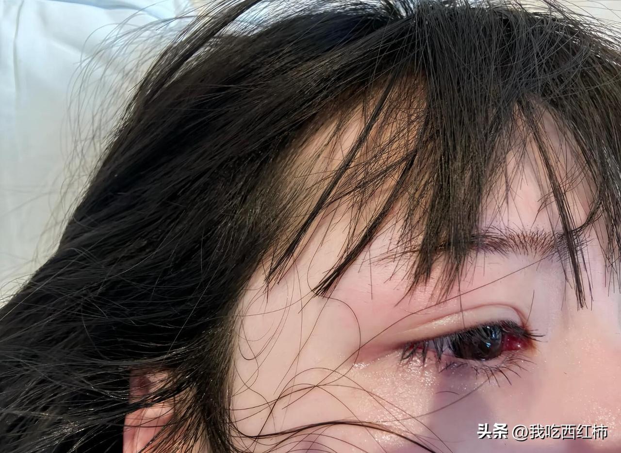 我遇到了一个人，我以为他是缺爱的，于是我疯狂的补偿他，后来我才发现真正缺爱的不是