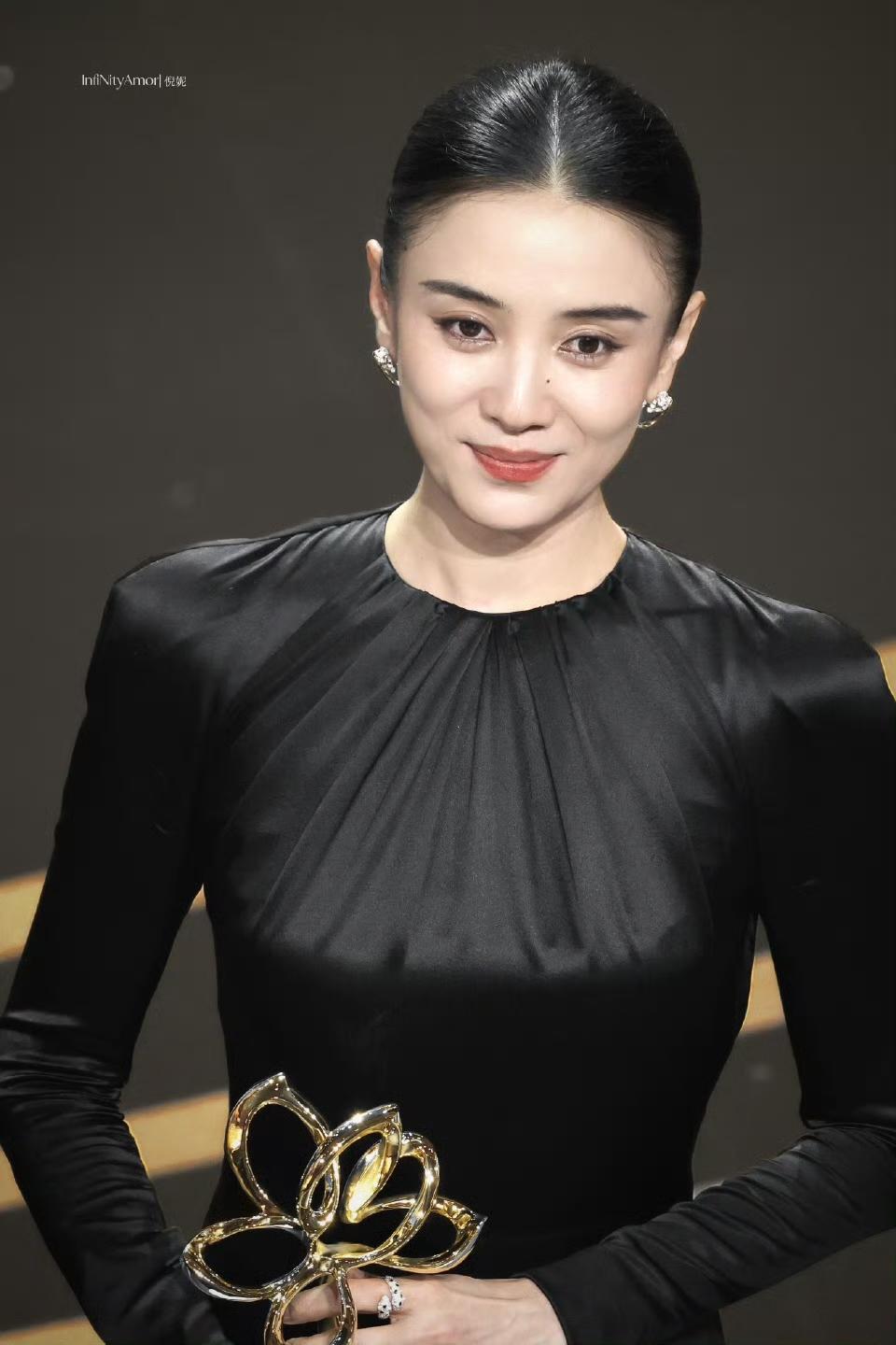 领奖美图[爱慕]