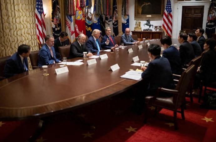 特朗普太敢问了，一句金正恩最近过得怎么样，把韩国代表整不会了。

8月7日，韩国