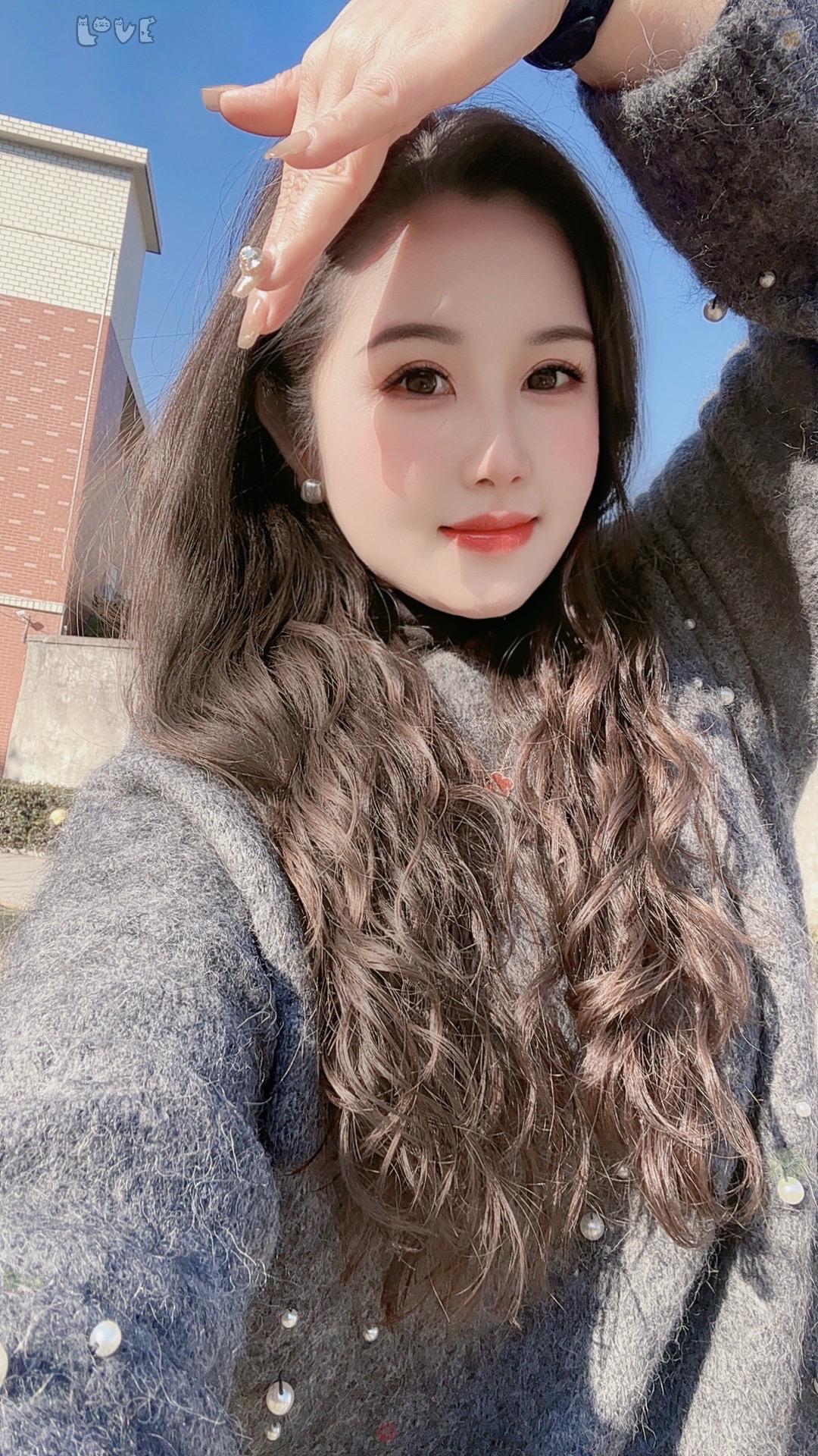 是好，是坏，这一年都接近尾声了！ 仍然是那句：时间会磨平无数个难言的瞬间…