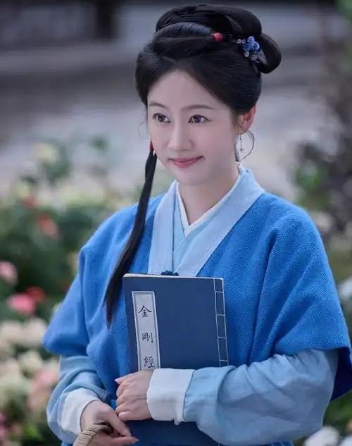 《兰香如故》昨晚播出了最残忍的剧情，兰香被国公之女卖到了轻烟楼，典型的得不到就毁