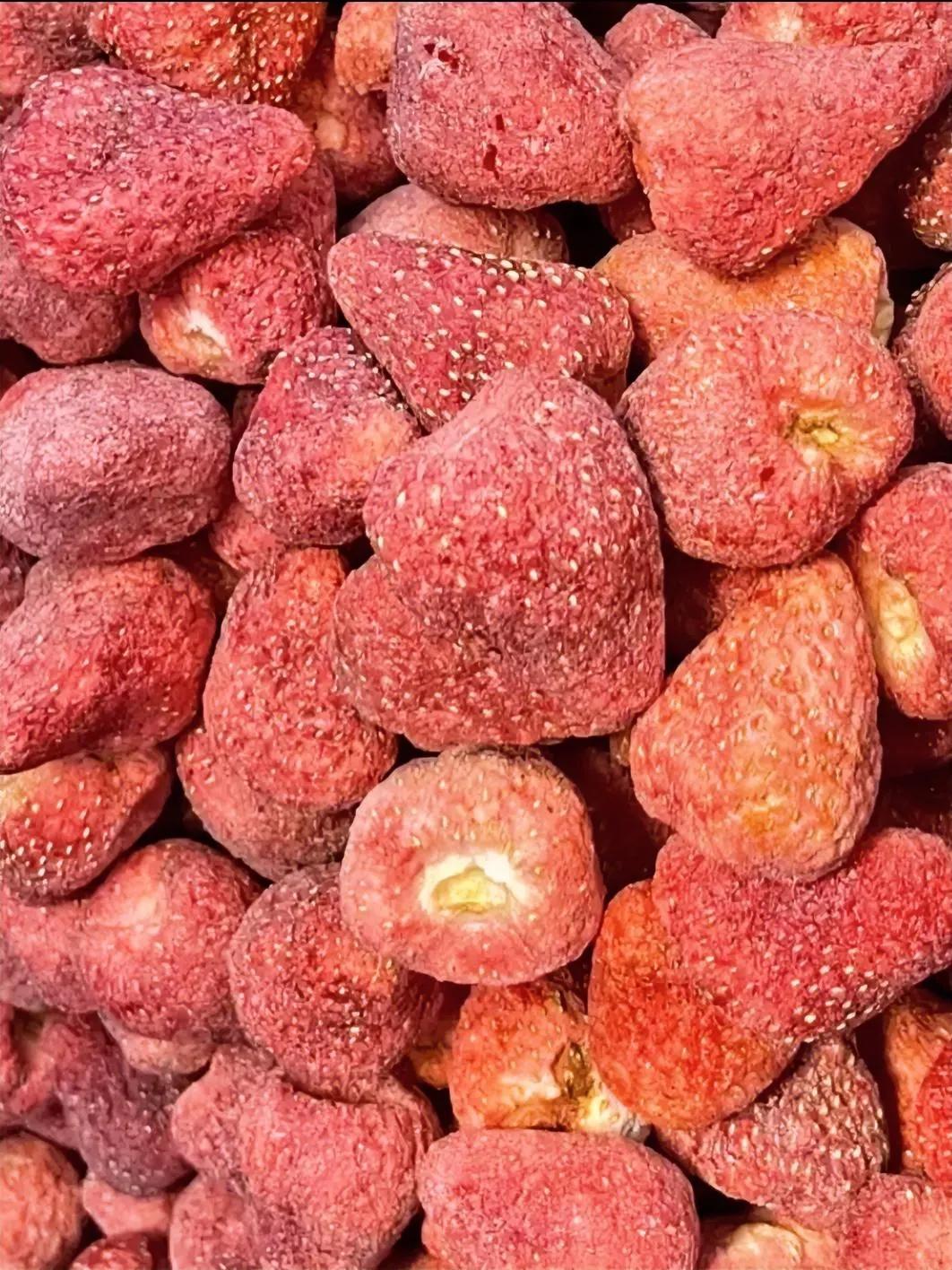 315晚会曝光：网红冻干草莓不靠谱！很多网红冻干草莓重金属超标十几倍，使用明令禁