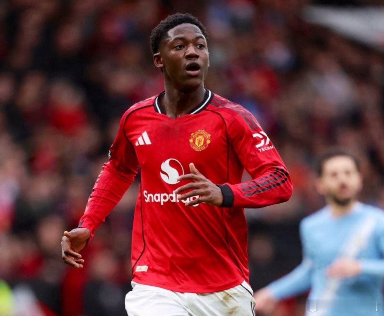 卡里克的到来将会改变梅努的处境，此前冬窗租借的传闻一直围绕着他，当然只是为了寻求