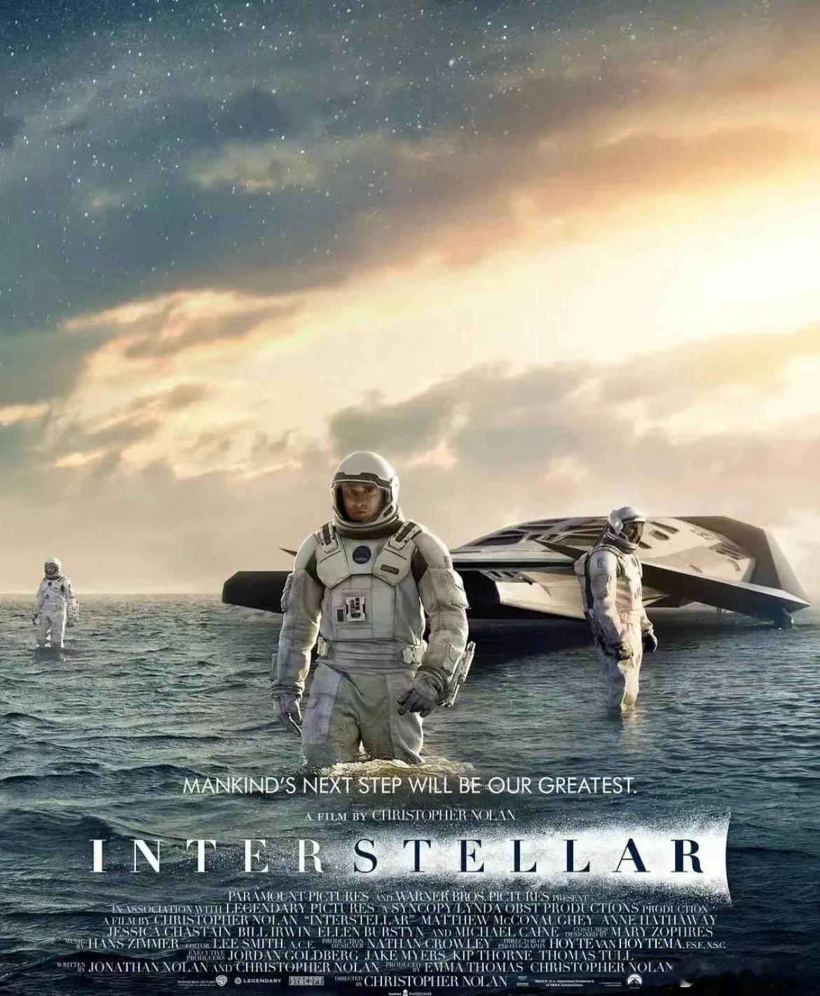 为什么国内拍不出星际穿越这种片？感觉国内的电影都偏向于人文主义，就很少有这种科幻