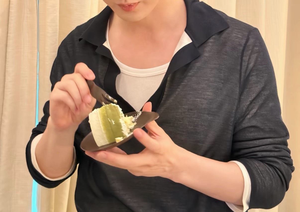 此男稍微漏点肤就说不出的性感啊！！！ 