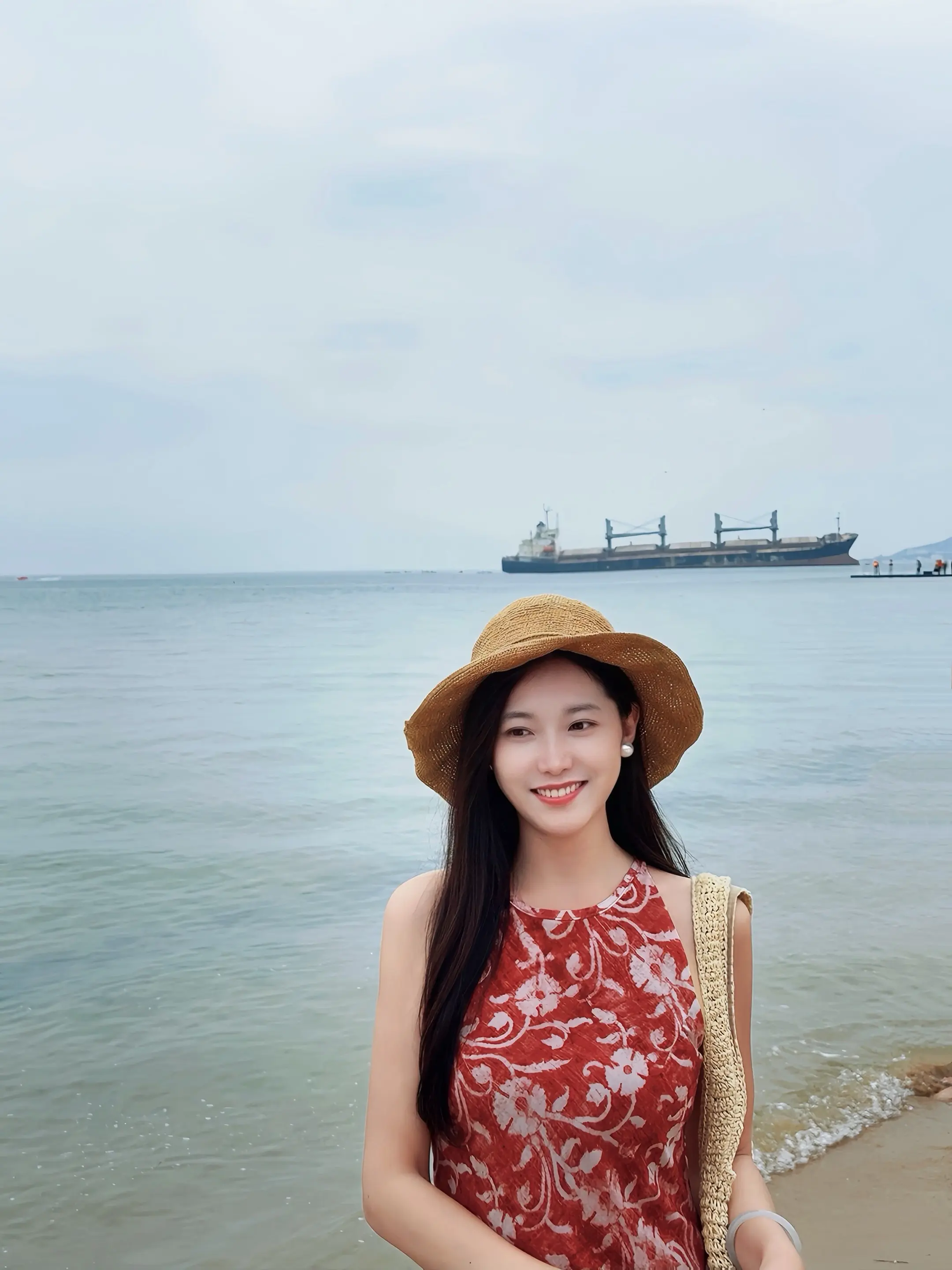 搁浅的是布鲁威斯号 不是你我的人生 潮水褪去 你我终将上岸