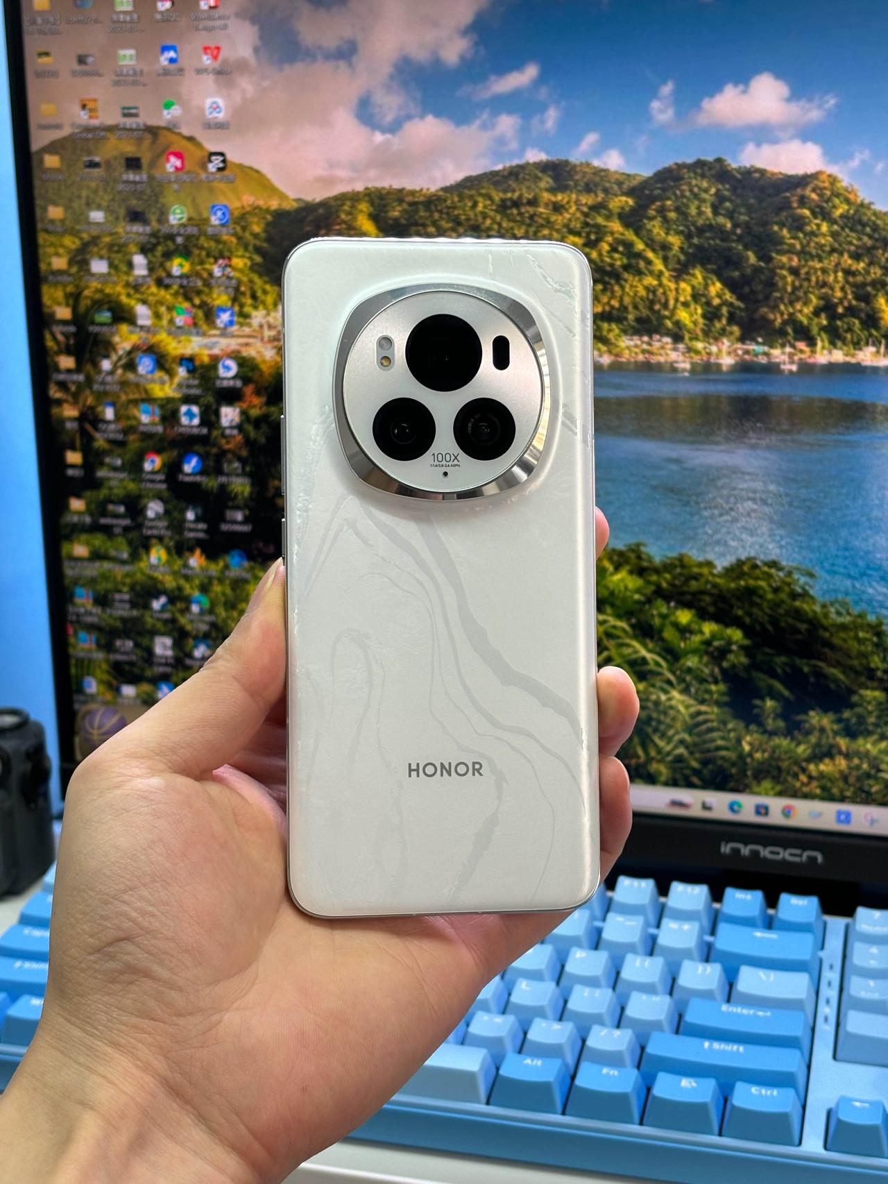 其实现在的手机真的是性能过剩了！为啥一定要买最新的旗舰呢？老手机依然能打，就拿这