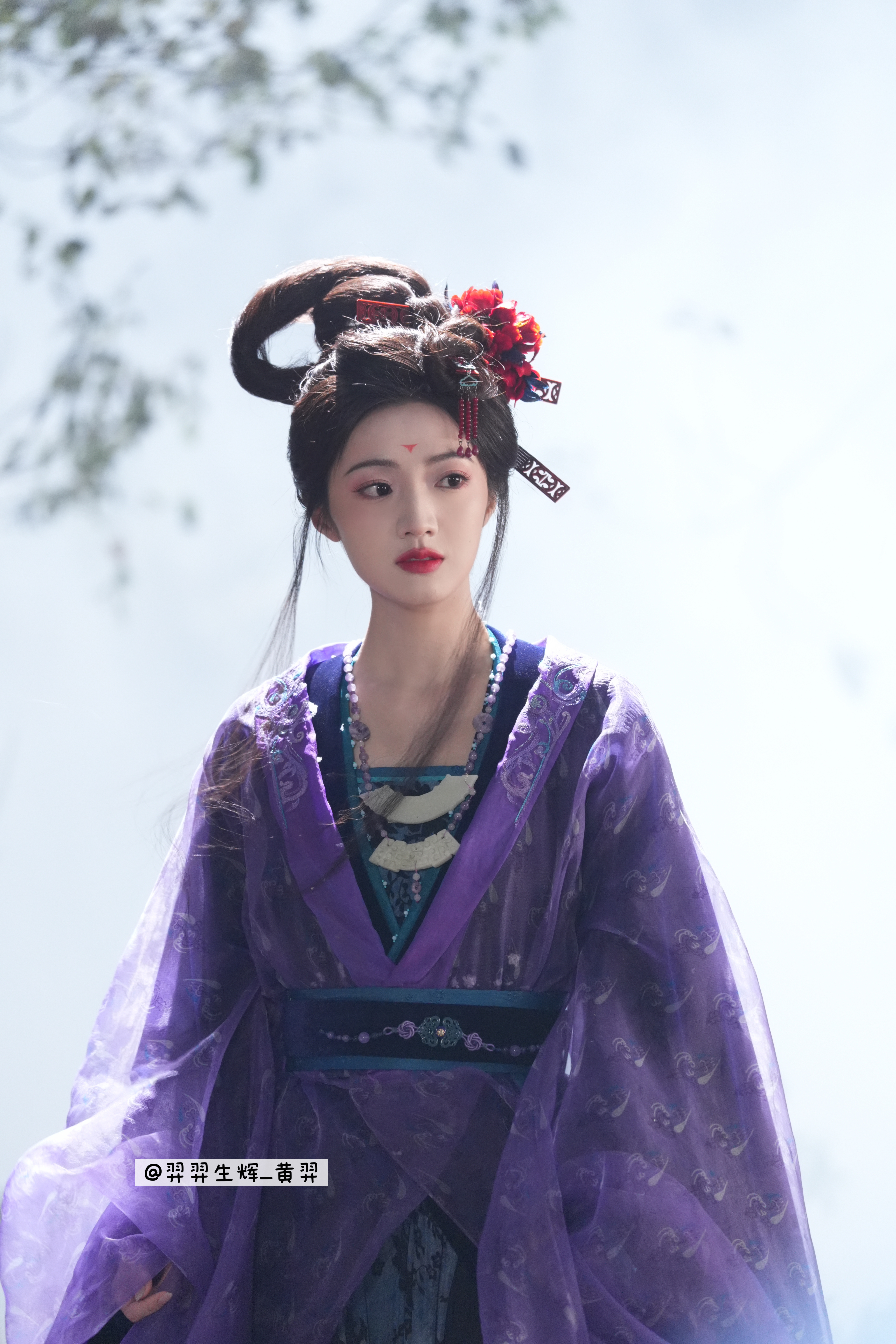 终于～这个造型还不错～～～黄羿 《归鸾》☽ 魏晋头+紫衣+玉饰项链 