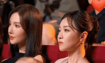 金晨 宋茜同框照🈶，两位女艺人的侧脸谁更优越？ ​​​